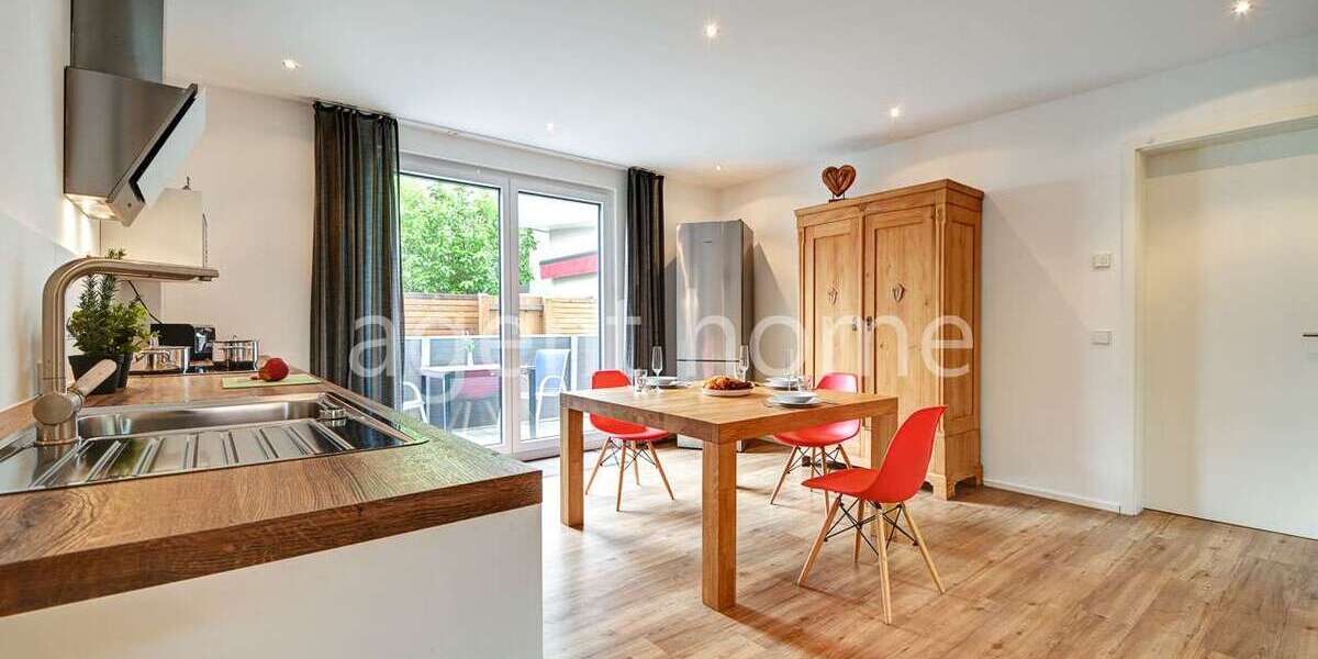 Etagenwohnung Reutlingen Altenburg - 3.5 Zimmer, 105 m&sup2;, 1.850&euro; | Angebot:27225872