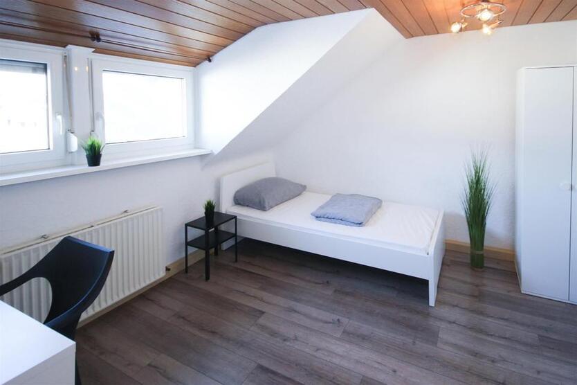 Stuttgart Flatshare 3er WG Möbliertes Zimmer Furnished room