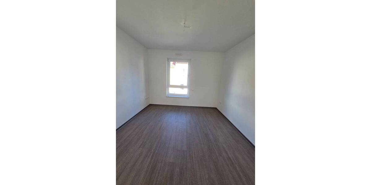 Etagenwohnung Merseburg Neumarkt (Vorstadt) - 4 Zimmer, 104 m&sup2;, 990&euro; | Angebot:22821433