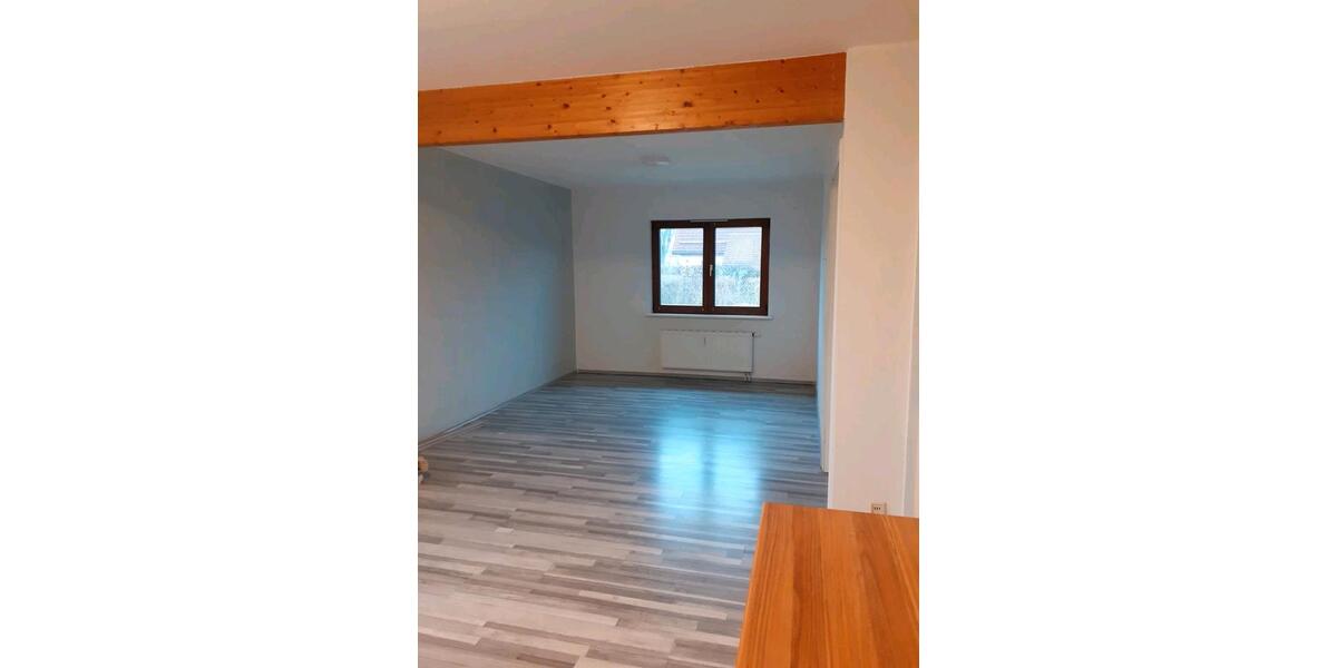 Etagenwohnung Oberschöna - 2 Zimmer, 40 m&sup2;, 400&euro; | Angebot:26640770