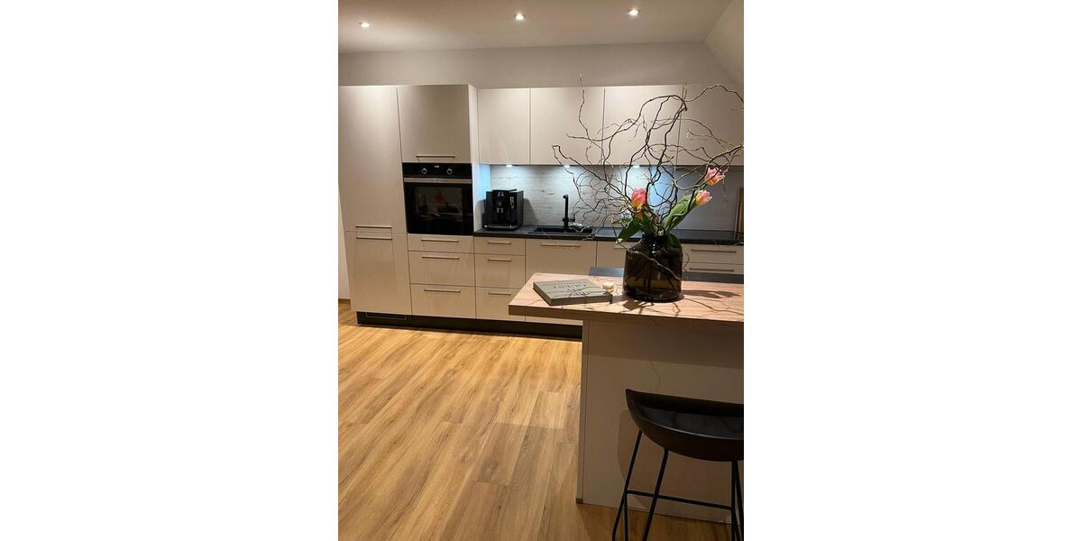 Dachgeschoßwohnung Lauingen (Donau) - 3.5 Zimmer, 92 m&sup2;, 975&euro; | Angebot:25215756