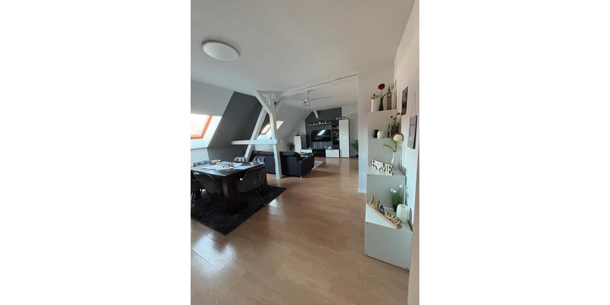 Dachgeschoßwohnung Stendal - 2 Zimmer, 64 m&sup2;, 600&euro; | Angebot:26037455