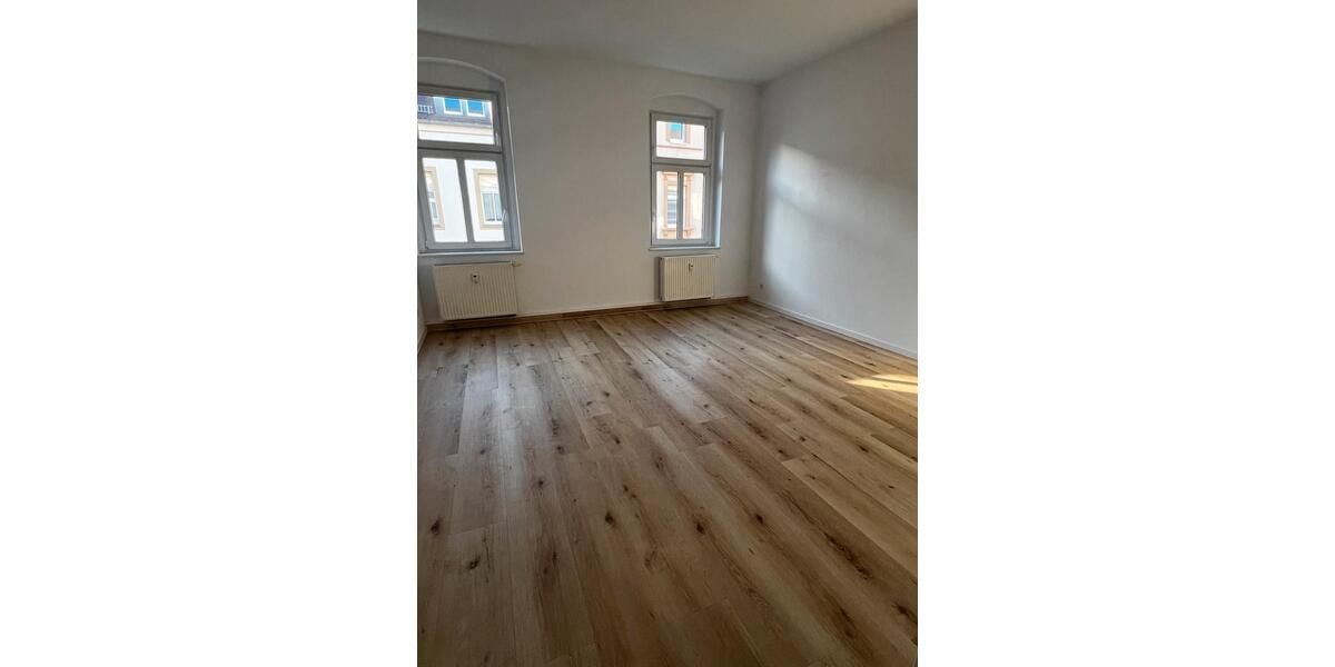 Etagenwohnung Döbeln - 4 Zimmer, 84 m&sup2;, 546&euro; | Angebot:25418321