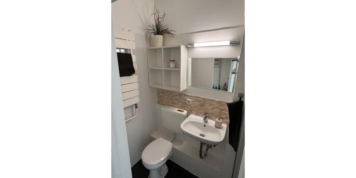 Wohnen auf Zeit Berlin Neukölln - 2 Zimmer, 38 m&sup2;, 1.100&euro; | Angebot:26703186