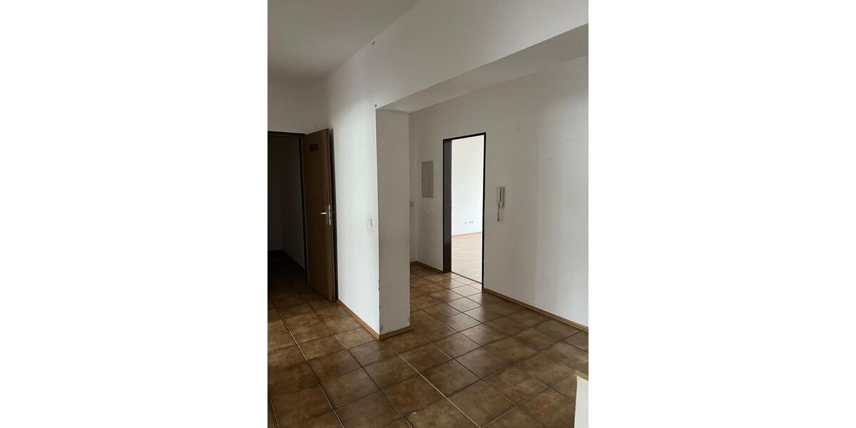 Etagenwohnung Bad Kreuznach Bad Münster am Stein-Ebernburg - 4 Zimmer, 111 m&sup2;, 785&euro; | Angebot:26285923