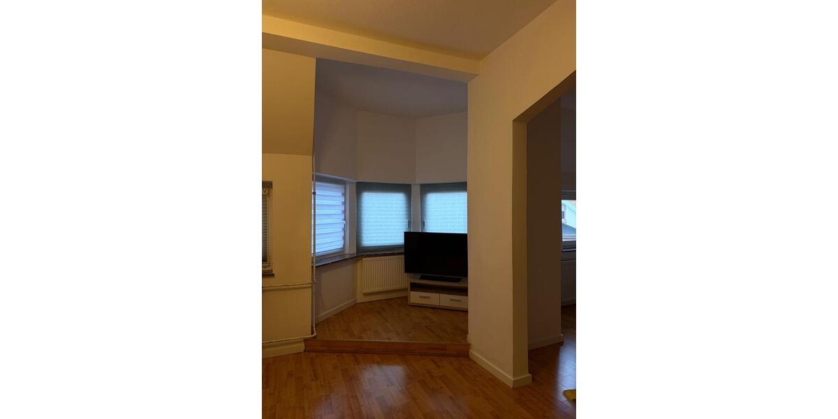 Etagenwohnung Blomberg - 5 Zimmer, 142 m&sup2;, 1.000&euro; | Angebot:25965175