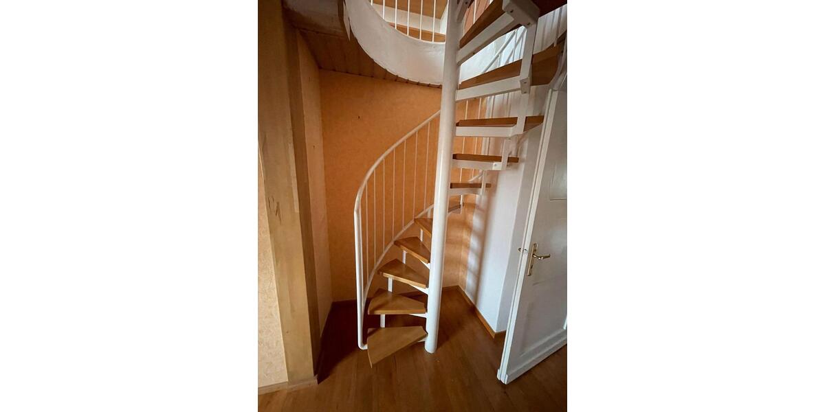 Dachgeschoßwohnung Sinn - 3 Zimmer, 90 m&sup2;, 936&euro; | Angebot:26367329
