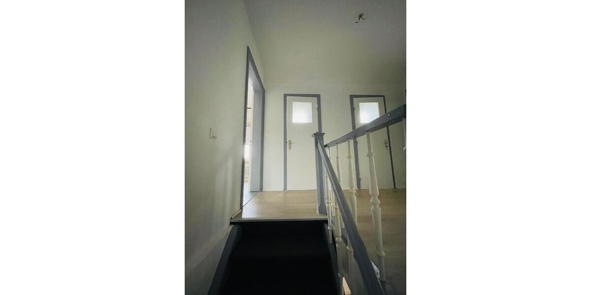 Etagenwohnung Hemmoor - 4 Zimmer, 107 m&sup2;, 925&euro; | Angebot:24837775