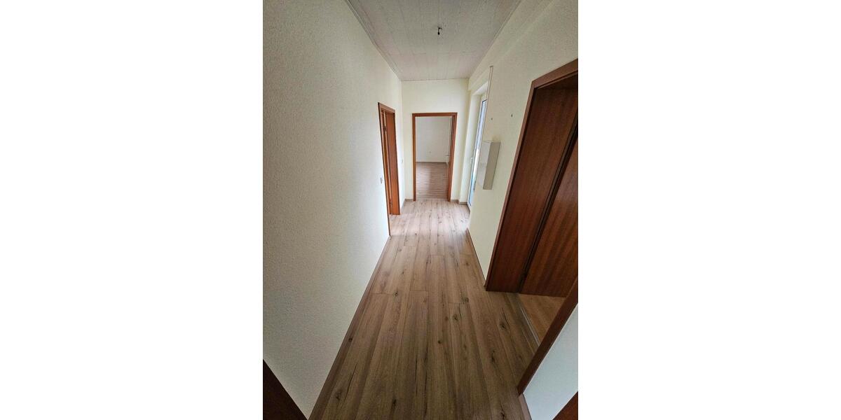 Etagenwohnung Gau-Bickelheim Bickelheim - 5 Zimmer, 110 m&sup2;, 975&euro; | Angebot:24790875