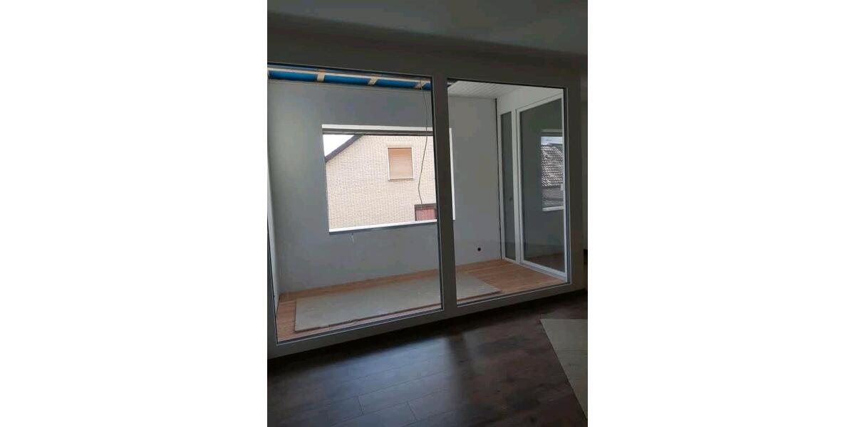 Etagenwohnung Rühen - 2 Zimmer, 65 m&sup2;, 530&euro; | Angebot:26645779