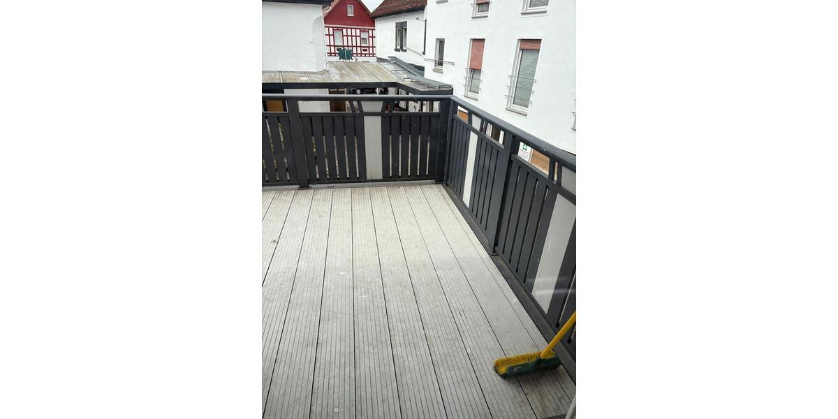 Etagenwohnung Dreieich - 3 Zimmer, 80 m&sup2;, 1.400&euro; | Angebot:26697989