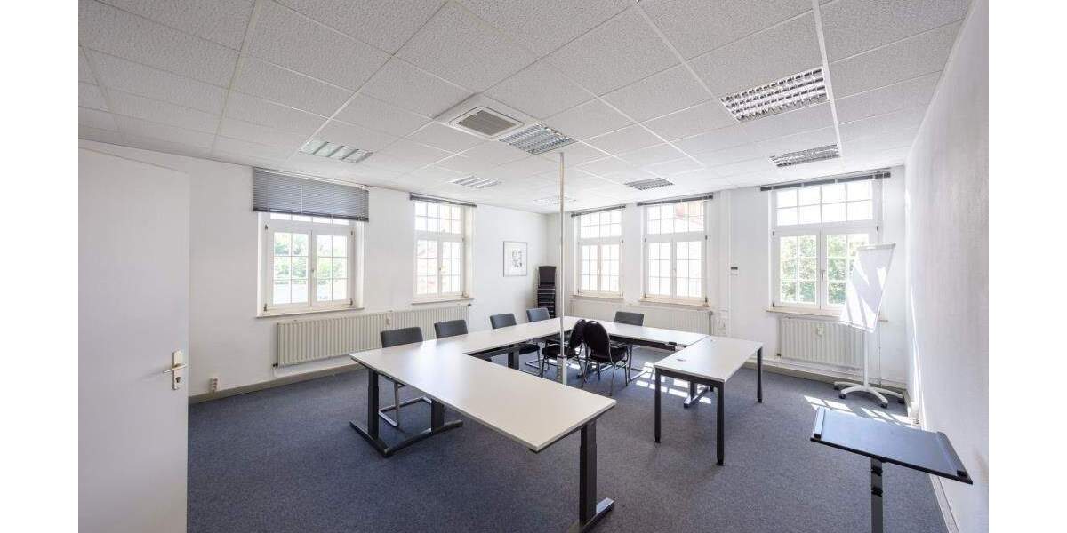 Gewerbeobjekt Nürnberg Schafhof - 6 Zimmer, 242 m&sup2;, 1.936&euro; | Angebot:25709916