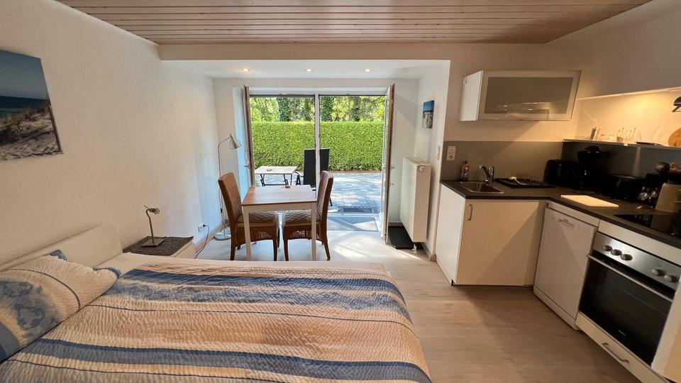 Vollmöbliertes und komplett eingerichtetes 1-Zimmer Apartment