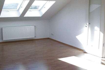 Wohnung zum Mieten in Großwallstadt 800 € 73 m²