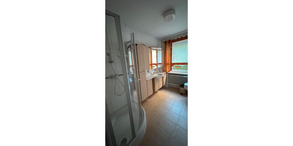 Erdgeschoßwohnung Stamsried - 2 Zimmer, 79 m&sup2;, 400&euro; | Angebot:25613976