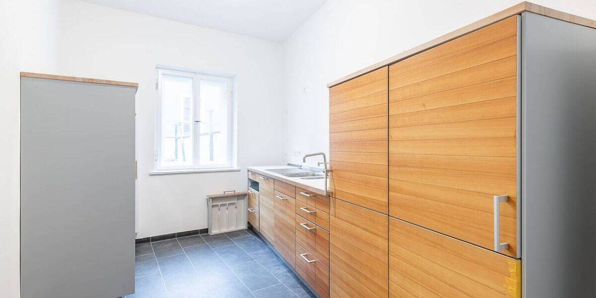 Etagenwohnung Ingolstadt - 2 Zimmer, 71 m&sup2;, 900&euro; | Angebot:26116941