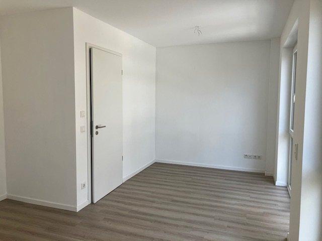 Reihenhaus Schloß Holte-Stukenbrock Stukenbrock - 5.5 Zimmer, 166 m&sup2;, 1.870&euro; | Angebot:26604364