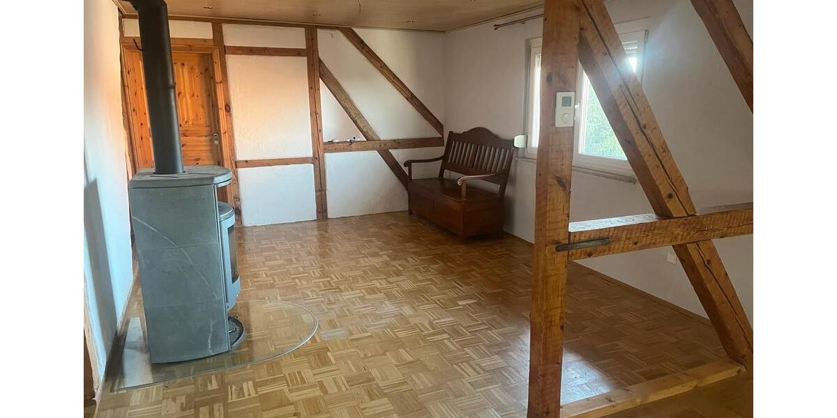 Etagenwohnung Waldbrunn - 2 Zimmer, 80 m&sup2;, 780&euro; | Angebot:25311200