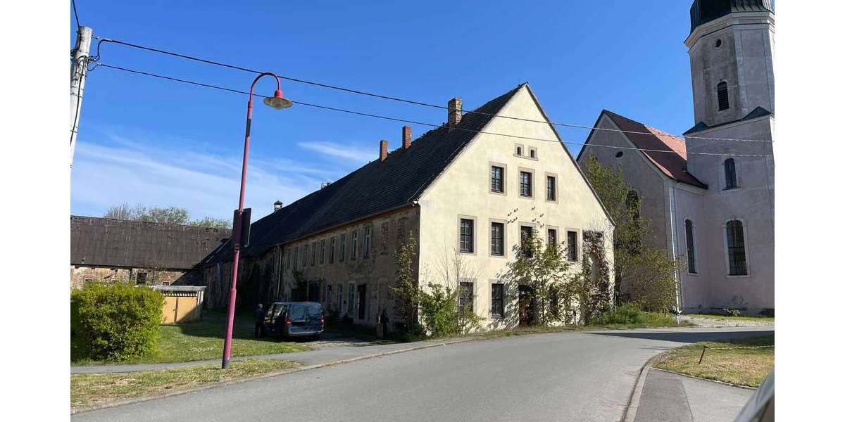 Halle in Liebschützberg 499 € 2000 m² zimmer