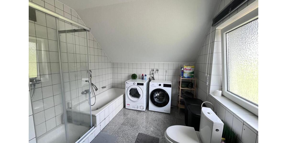 Dachgeschoßwohnung Büdingen - 2 Zimmer, 71 m&sup2;, 700&euro; | Angebot:26521792