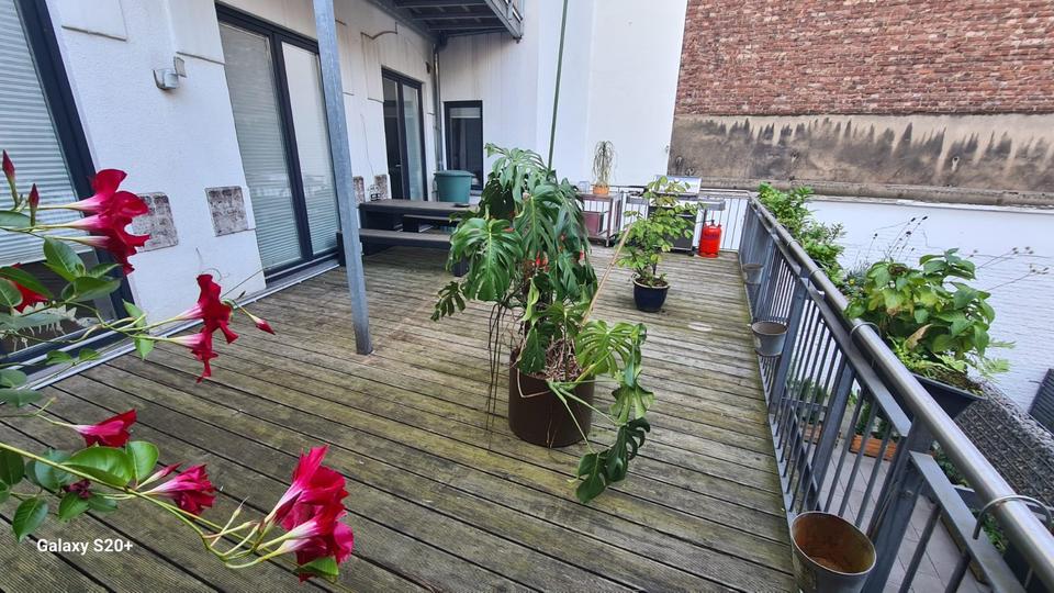 3 Zimmer-Wohnung mit 35 m² Balkon inkl. Einbauküche & Parkplatz 3 zimmer