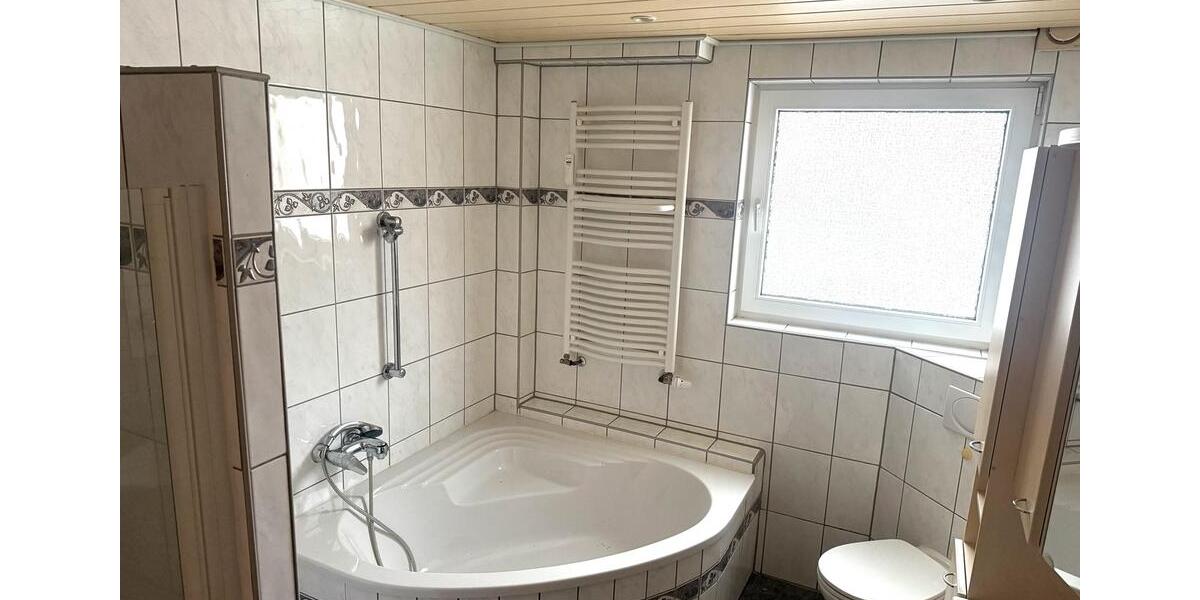 Erdgeschoßwohnung Wolfsburg Almke - 4 Zimmer, 110 m&sup2;, 800&euro; | Angebot:24793538