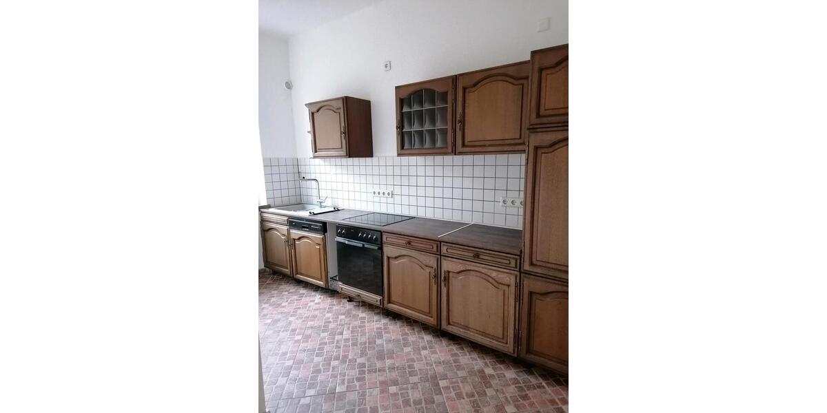 Erdgeschoßwohnung Sitzendorf - 4 Zimmer, 82 m&sup2;, 490&euro; | Angebot:25886936