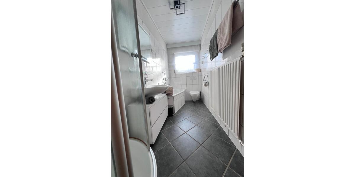 Wohnen auf Zeit Obertshausen - 3 Zimmer, 75 m&sup2;, 1.950&euro; | Angebot:26331832