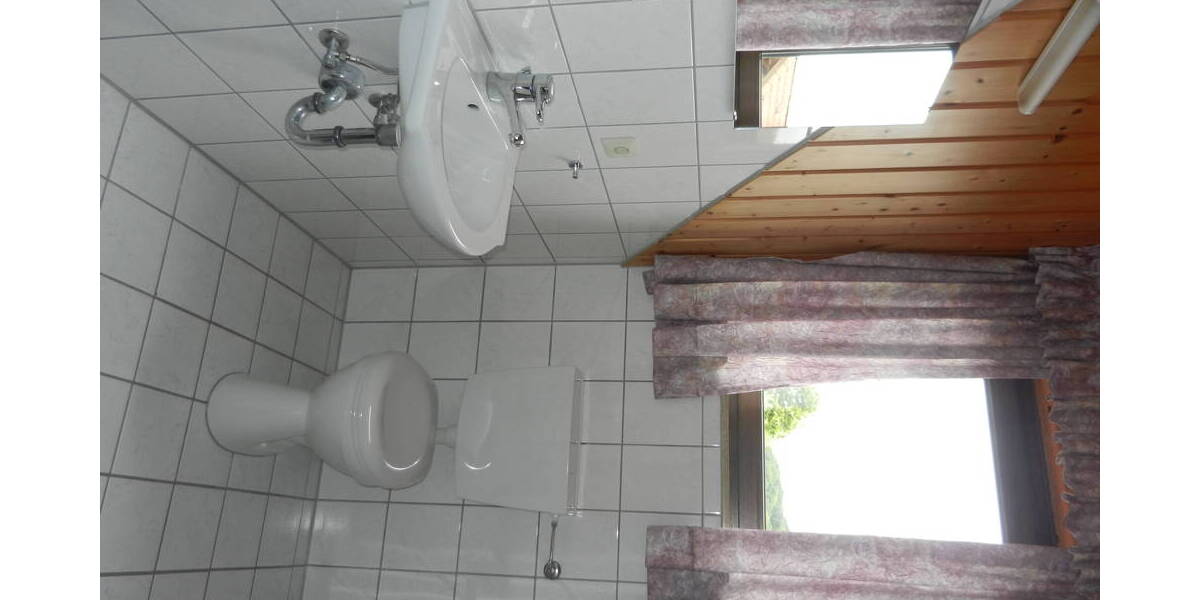 Etagenwohnung Lambsborn - 3 Zimmer, 83 m&sup2;, 550&euro; | Angebot:25969875