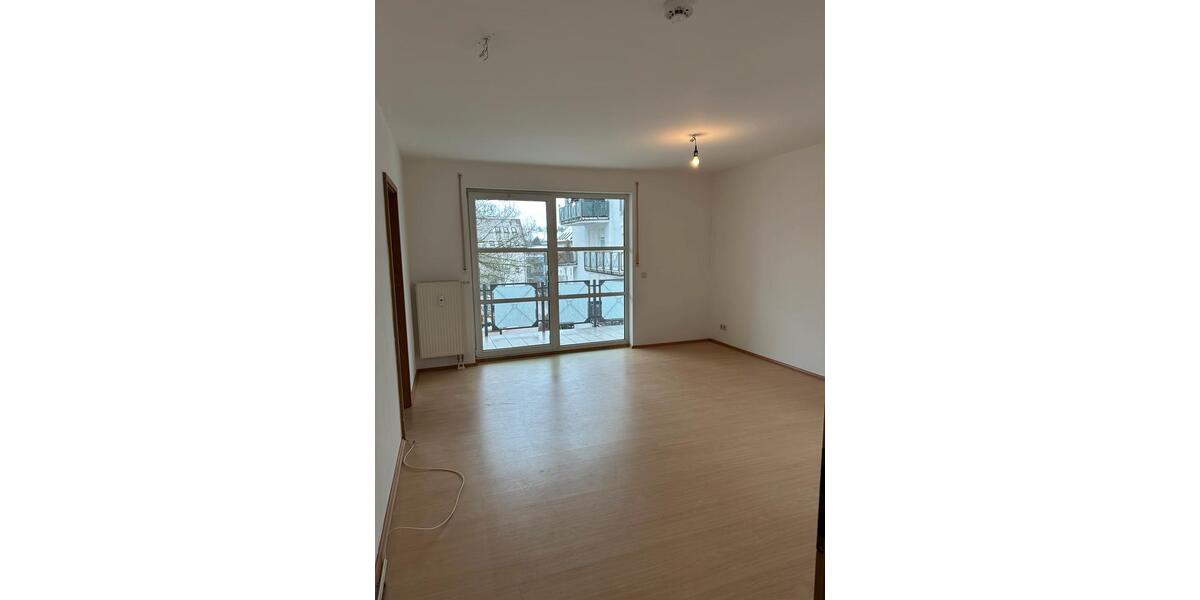 Etagenwohnung Bad Abbach - 2 Zimmer, 61 m&sup2;, 680&euro; | Angebot:25204478