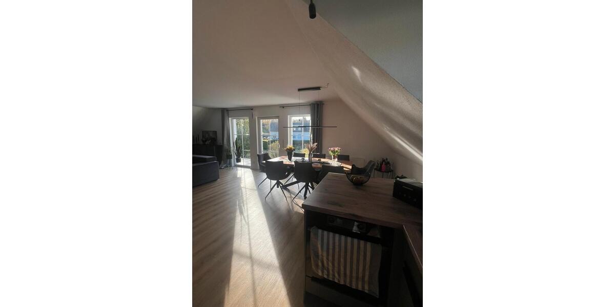 Maisonettenwohnung Finnentrop - 5 Zimmer, 140 m&sup2;, 980&euro; | Angebot:26564952