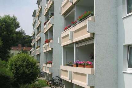 Wohnung Wurzen Altstadt - 1 Zimmer, 38 m&sup2;, 230&euro; | Angebot:27651445