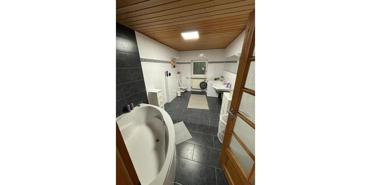 Wohnen auf Zeit Ainring - 1 Zimmer, 15 m&sup2;, 575&euro; | Angebot:24765887