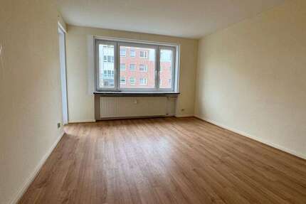 Wohnung Plön - 3 Zimmer, 61 m&sup2;, 664&euro; | Angebot:25984324