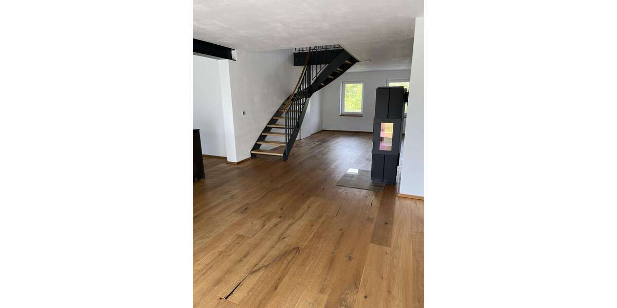 Etagenwohnung Ohlsbach - 5 Zimmer, 180 m&sup2;, 1.800&euro; | Angebot:26124849