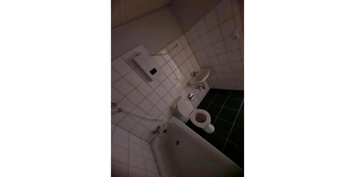 Etagenwohnung Remscheid - 3 Zimmer, 97 m&sup2;, 800&euro; | Angebot:26126091