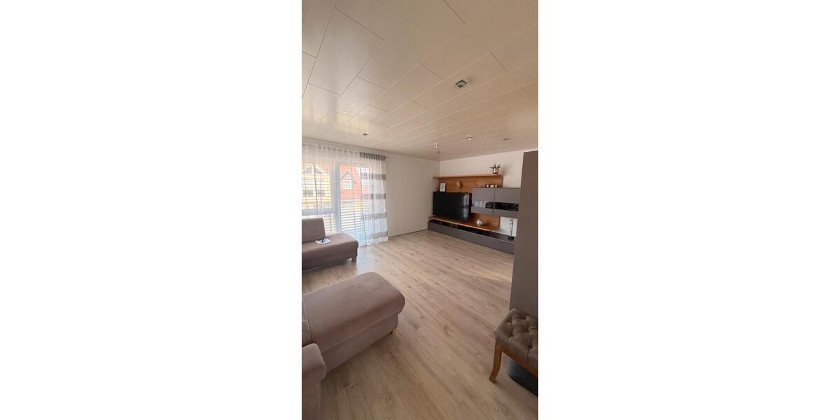 Doppelhaushälfte Bad Neustadt an der Saale - 5 Zimmer, 147 m&sup2;, 1.995&euro; | Angebot:26252325