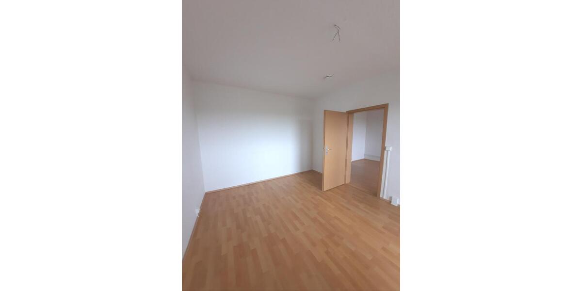 Etagenwohnung Markneukirchen - 2 Zimmer, 51 m&sup2;, 218&euro; | Angebot:23617882
