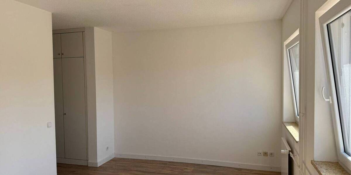 Gewerbeobjekt Giebelstadt - 1 Zimmer, 30 m&sup2;, 345&euro; | Angebot:25700094