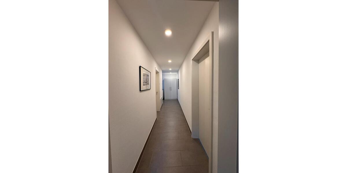 Hochparterre Melsungen - 4 Zimmer, 145 m&sup2;, 1.600&euro; | Angebot:24397451