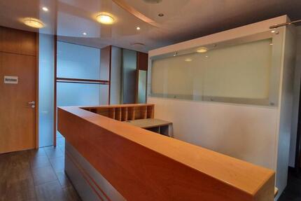 Gewerbeobjekt Reutlingen Altenburg - 2.100&euro; | Angebot:24642583