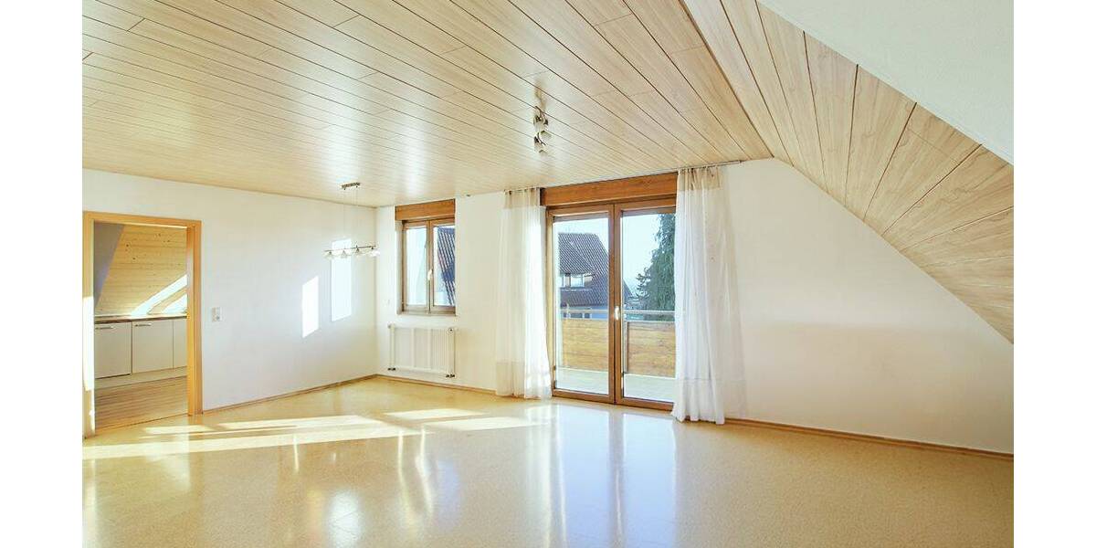 Etagenwohnung Calw Altburg - 3 Zimmer, 108 m&sup2;, 1.100&euro; | Angebot:26092605