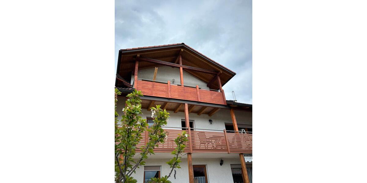 Dachgeschoßwohnung Grafenau Frauenberg - 5 Zimmer, 92 m&sup2;, 680&euro; | Angebot:26517635