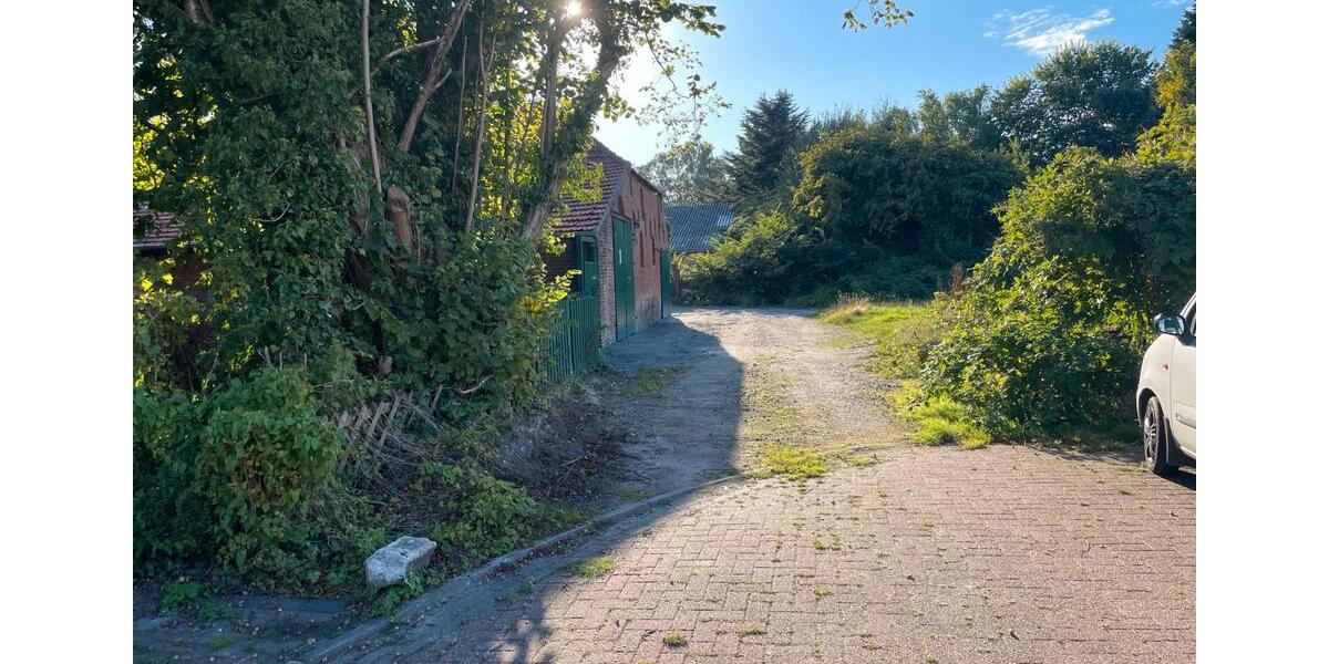 Mehrfamilienhaus, Wohnhaus Hage - 10 Zimmer, 550 m&sup2;, 950&euro; | Angebot:26665680