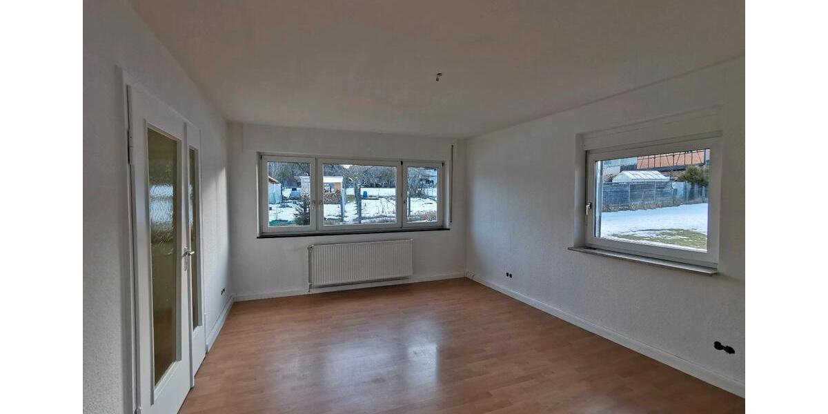 Erdgeschoßwohnung Böhmenkirch - 3.5 Zimmer, 82 m&sup2;, 800&euro; | Angebot:24833105