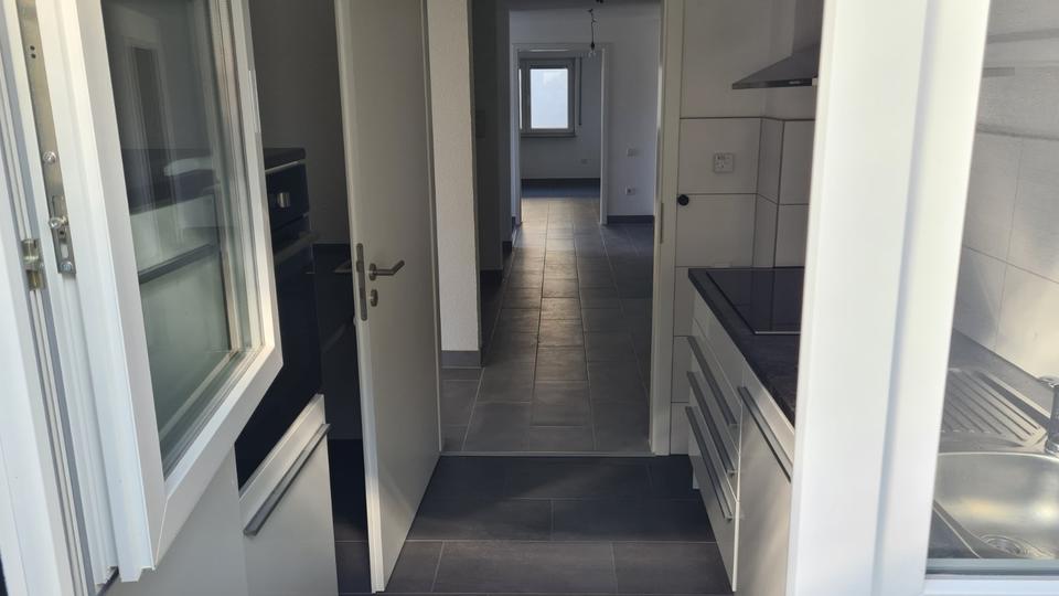 Erdgeschoßwohnung Trossingen - 4.5 Zimmer, 100 m&sup2;, 1.090&euro; | Angebot:24641629