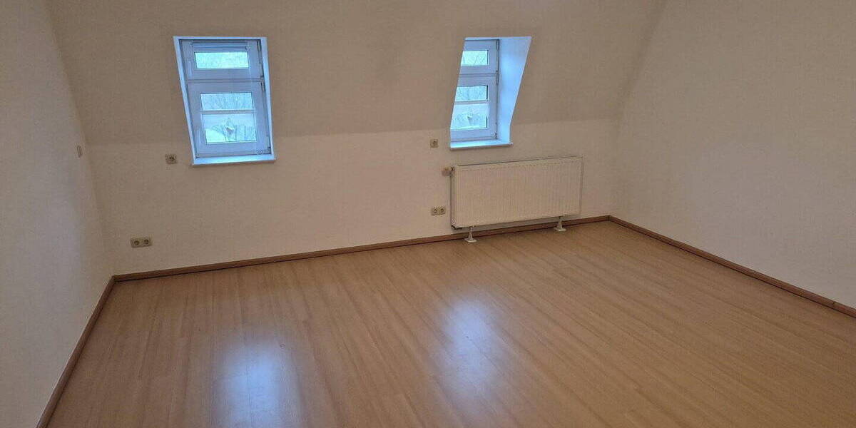 Etagenwohnung Schwarzenberg/Erzg. Schwarzenberg - 3 Zimmer, 98 m&sup2;, 528&euro; | Angebot:26064924
