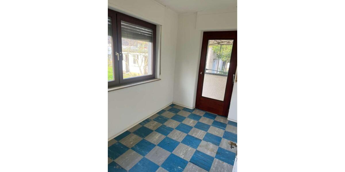 Einfamilienhaus Hanau - 7 Zimmer, 150 m&sup2;, 4.000&euro; | Angebot:24355438