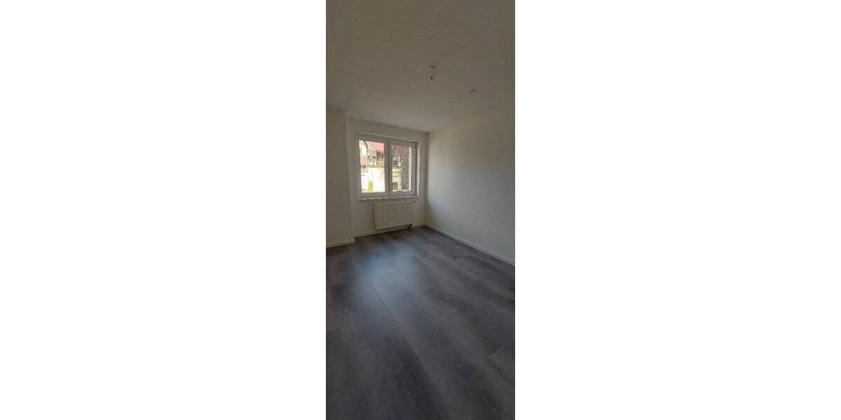 Etagenwohnung Borna - 3 Zimmer, 70 m&sup2;, 595&euro; | Angebot:26841009