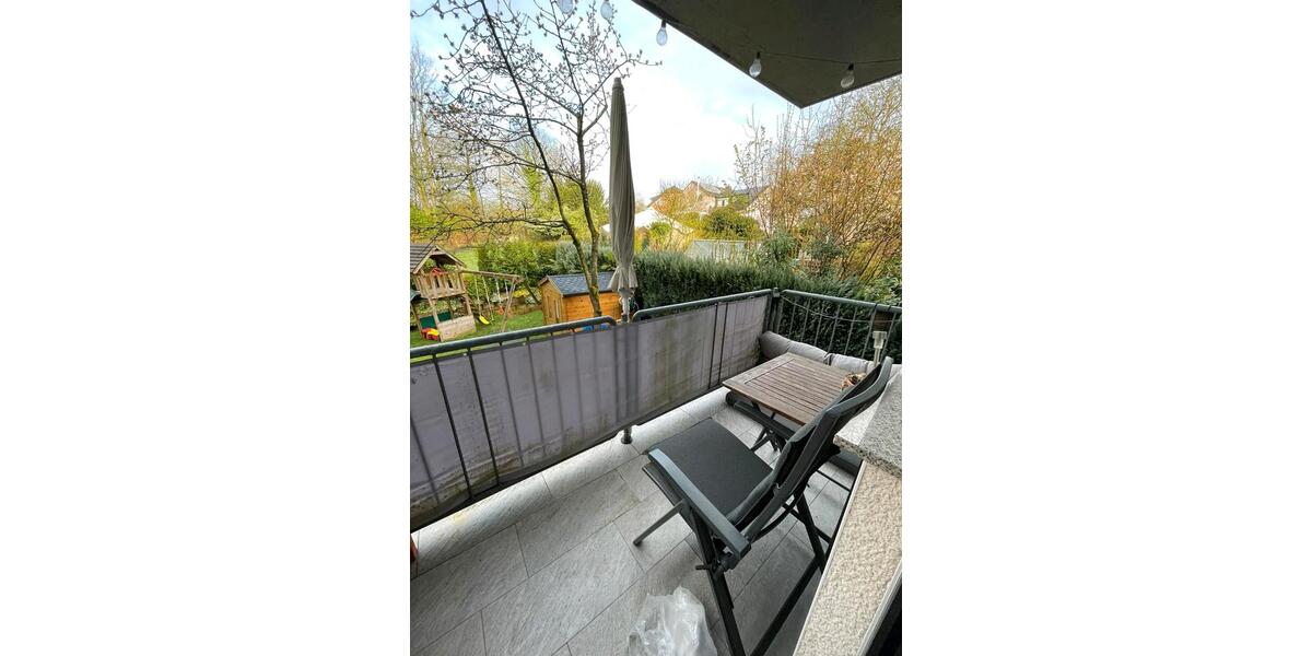 Etagenwohnung Burscheid - 2 Zimmer, 72 m&sup2;, 780&euro; | Angebot:26587570